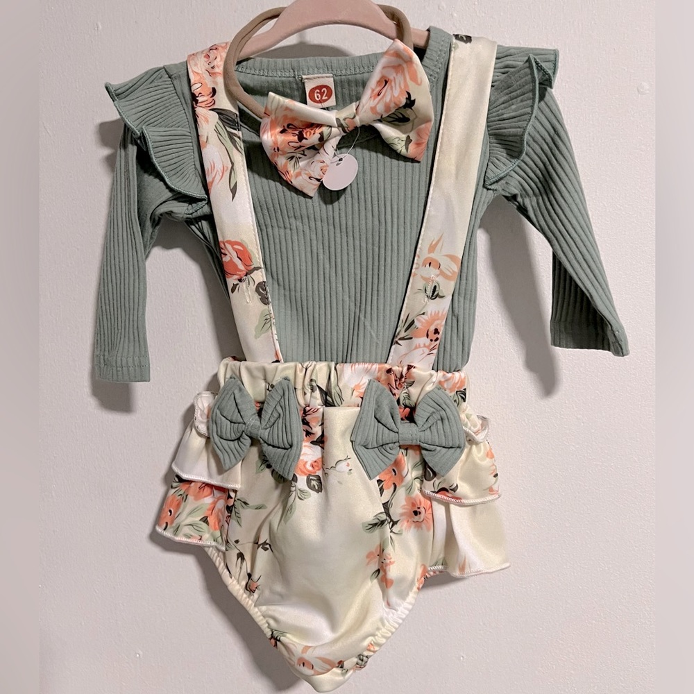 Floral Suspenders Set - Picture 5 of 6